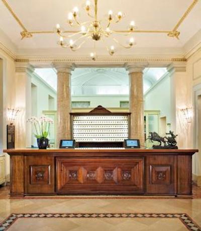 آمباشیاتوری پالاس