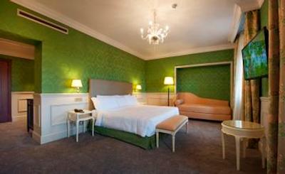 آمباشیاتوری پالاس