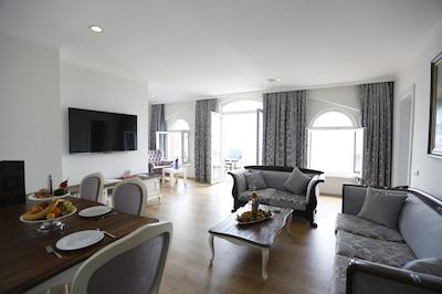 اورنج کانتی ریزورت کمر