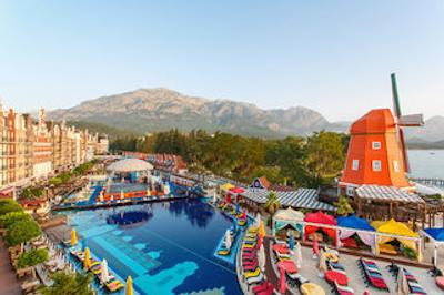 اورنج کانتی ریزورت کمر