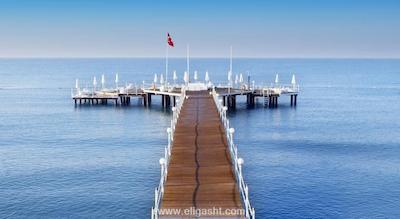 دلفین بی گراند ریزورت