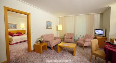 میراکل ریزورت هتل