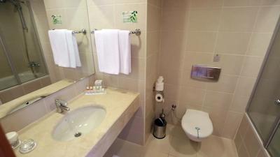 میراکل ریزورت هتل