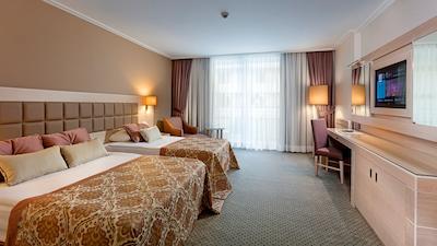 میراکل ریزورت هتل