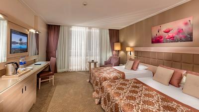 میراکل ریزورت هتل