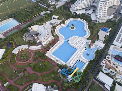 میراکل ریزورت هتل