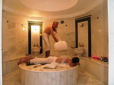 بایزانتیوم سوئیتس هتل