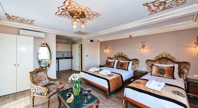 بایزانتیوم سوئیتس هتل