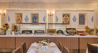 بایزانتیوم سوئیتس هتل