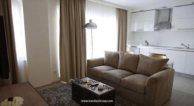 هم استی هم نیشانتاشی