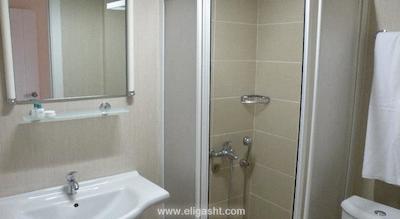 فرست آپارت هتل