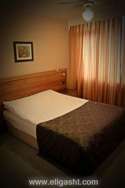 فرست آپارت هتل