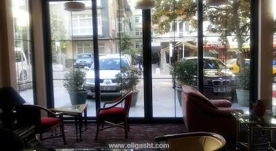 فرست آپارت هتل