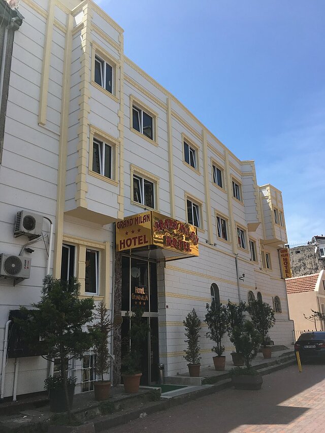 گرند میلان هتل