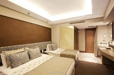 گرند بیازیت هتل