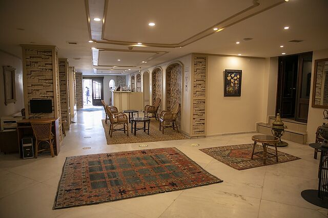 هالی
