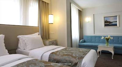 تکسیم تاون هتل