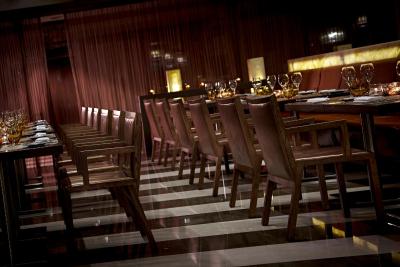 رنسانس استانبول پلات بسفروس هتل