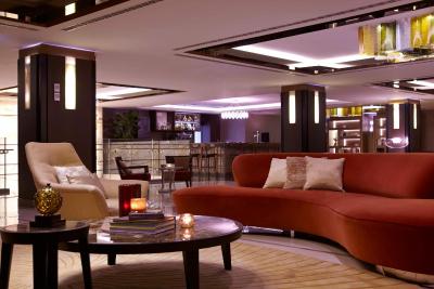 رنسانس استانبول پلات بسفروس هتل