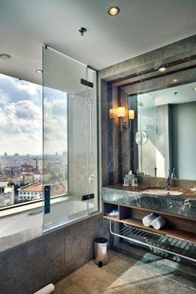 رنسانس استانبول پلات بسفروس هتل