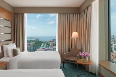 رنسانس استانبول پلات بسفروس هتل