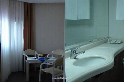 سوجان هتل ایرپورت