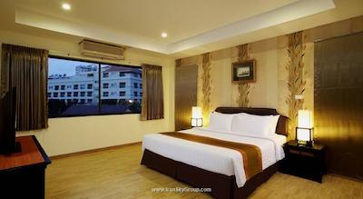 نوا پارک هتل