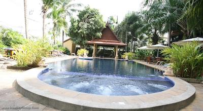 نوا پارک هتل