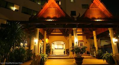 نوا پارک هتل