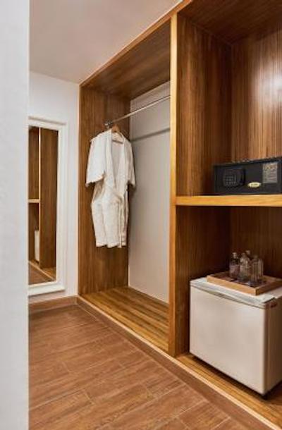 بورلی پلازا هتل