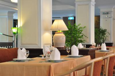 بورلی پلازا هتل