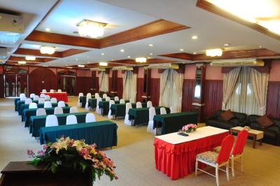 بورلی پلازا هتل