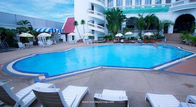 گرند سل پاتایا بیچ هتل