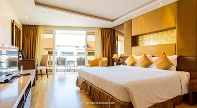 نوا گلد هتل