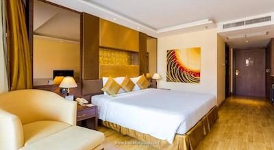 نوا گلد هتل