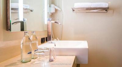 نوا گلد هتل