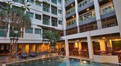 سانشاین هتل اند رزیدنسز