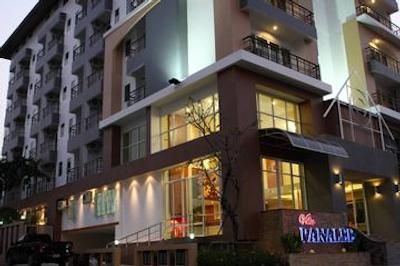 آدلفی پاتایا