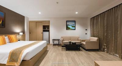 آدلفی پاتایا