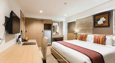 آدلفی پاتایا