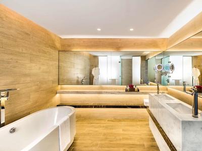 ریکسوس تکیروا