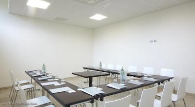 ابایتالیا تاور پلازا