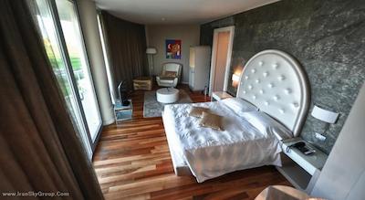 ابایتالیا تاور پلازا