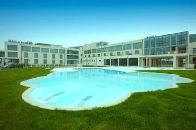 ابایتالیا تاور پلازا