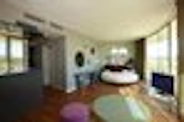 ابایتالیا تاور پلازا