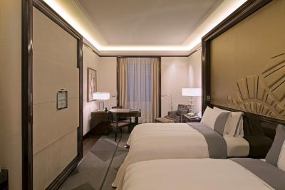 پنینسولا پاریس