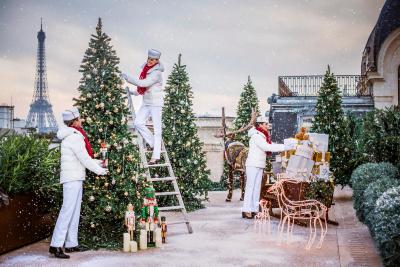 پنینسولا پاریس