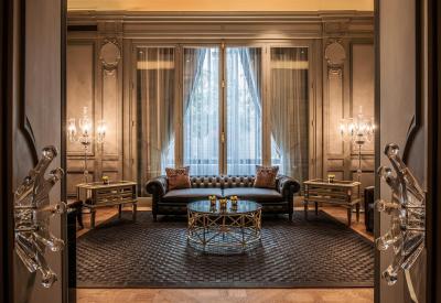 پنینسولا پاریس