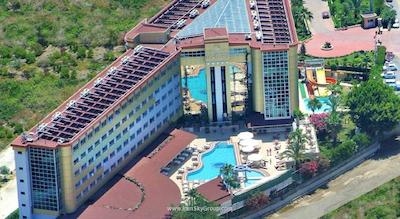 دینلر هتل آلانیا