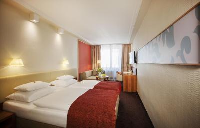 بست وسترن پلاس داس تیگرا